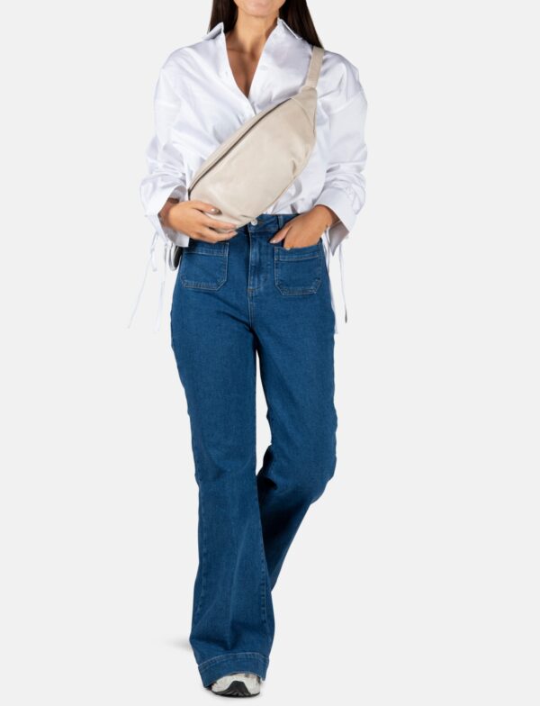 Burkely JUST JOLIE OVERSIZED BUMBAG 1000313.84.21_STR