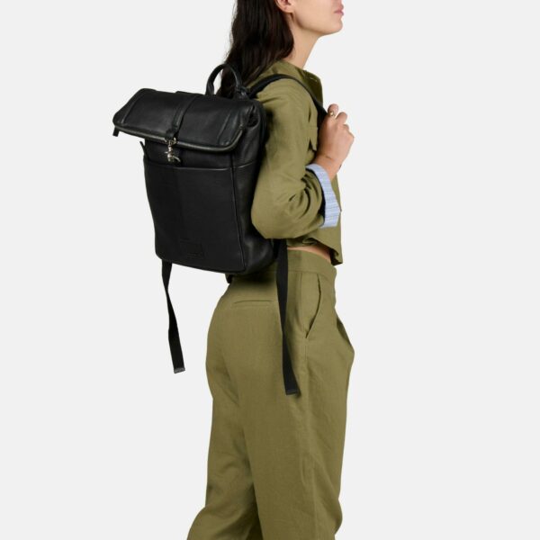 Burkely SOFT SKYLAR ROLLTOP BACKPACK 14” 1000847.85.10_2_STRA