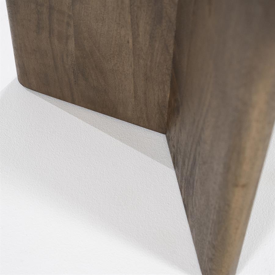 By Boo Leoti Small – Brown