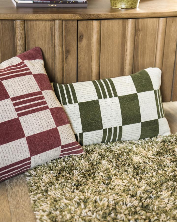 By Boo Pillow Twist 45×45 Cm – Burgundy