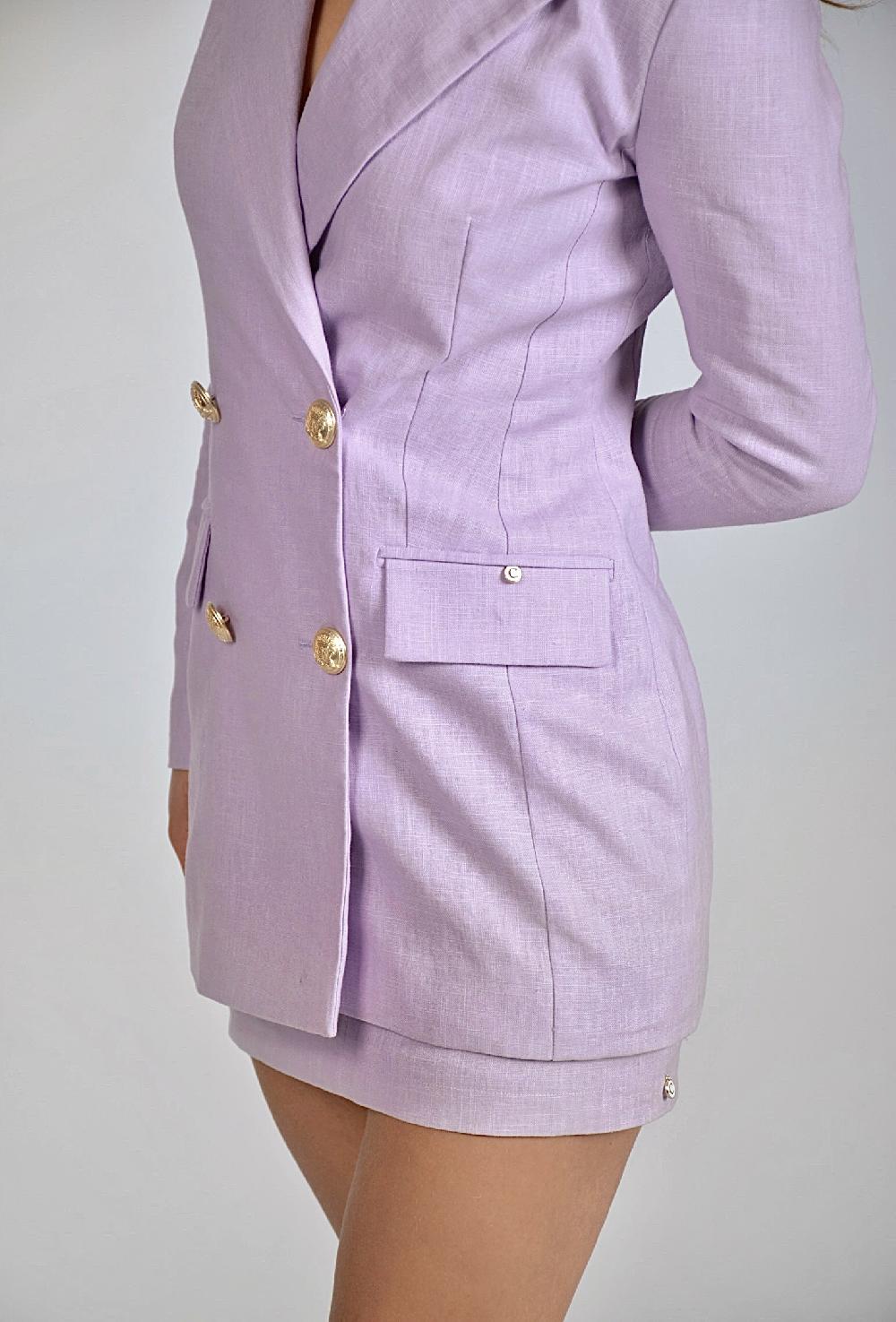 c by stories Tamara Blazer