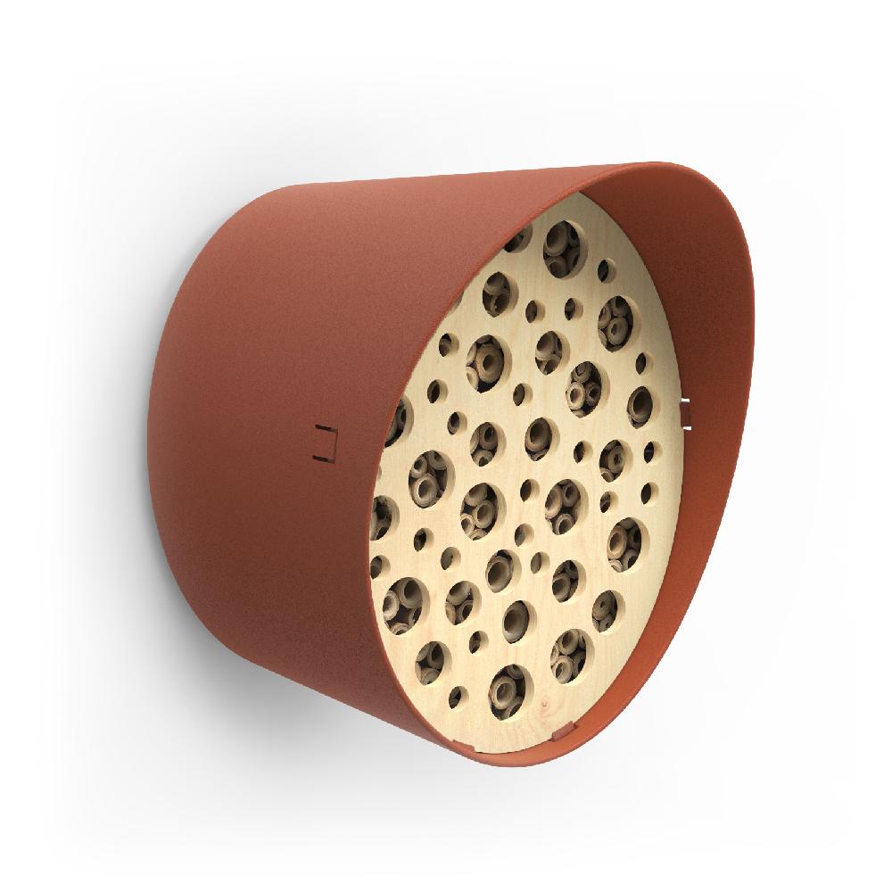 capi europe Bee hotel Oval 24x19x23 brown