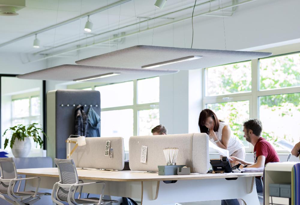 cascando Pillow Desk