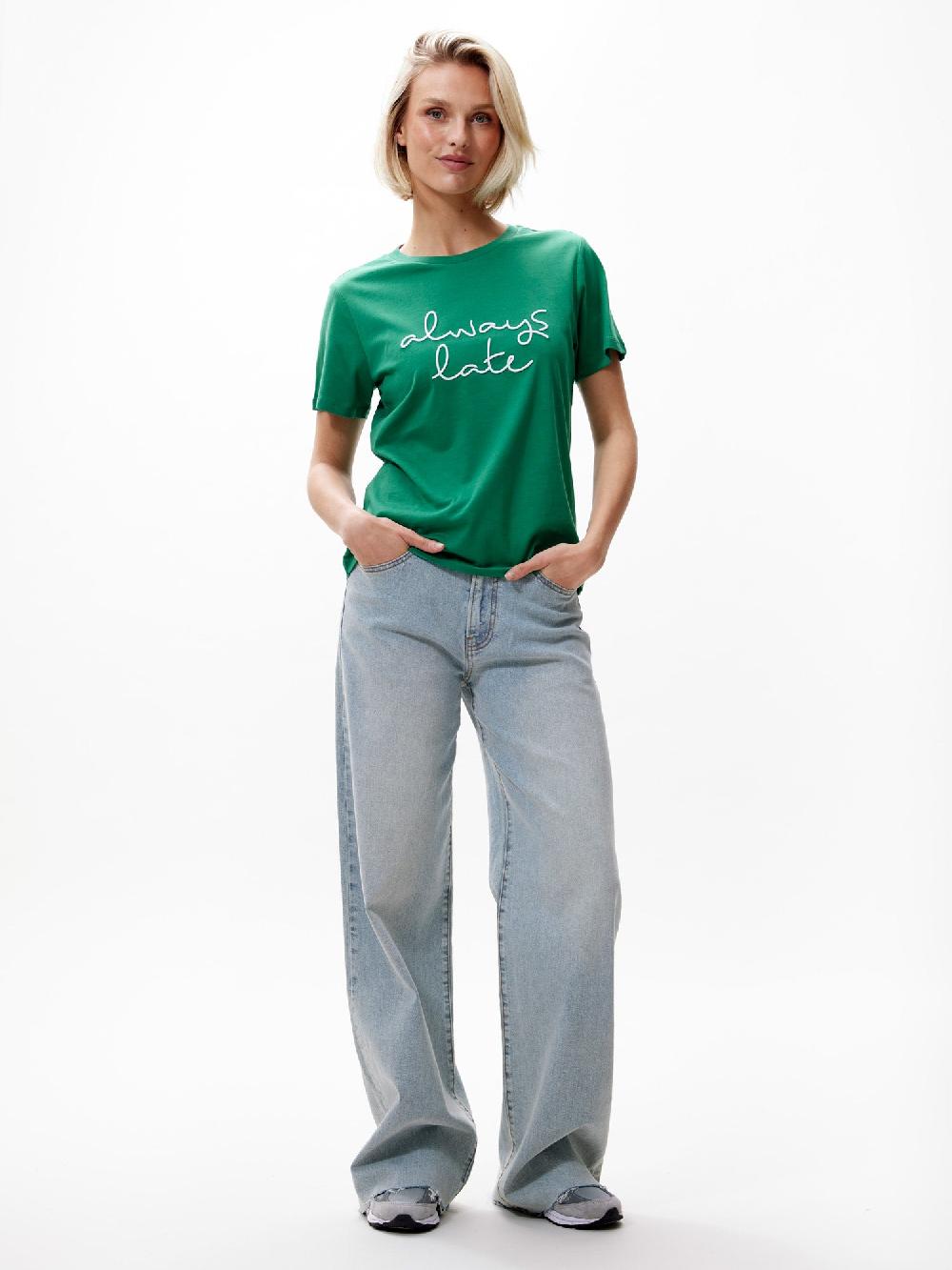 catwalk junkie Always late tshirt