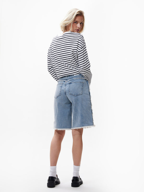 Catwalk Junkie Loose Fit Fringed Jorts