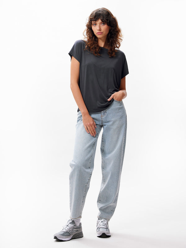 Catwalk Junkie Tshirt Met Open Rug Detail