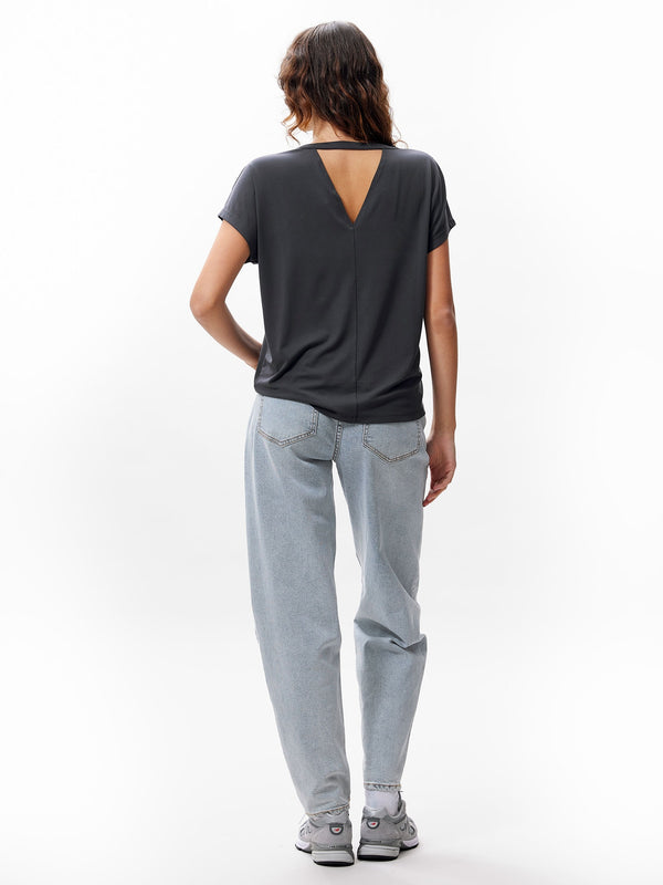 Catwalk Junkie Tshirt Met Open Rug Detail