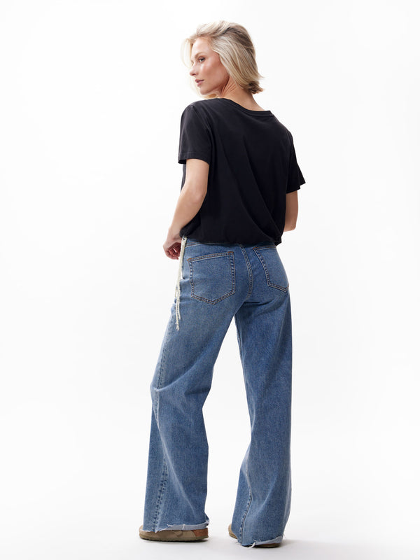 Catwalk Junkie Tshirt Met Tuck In Effect