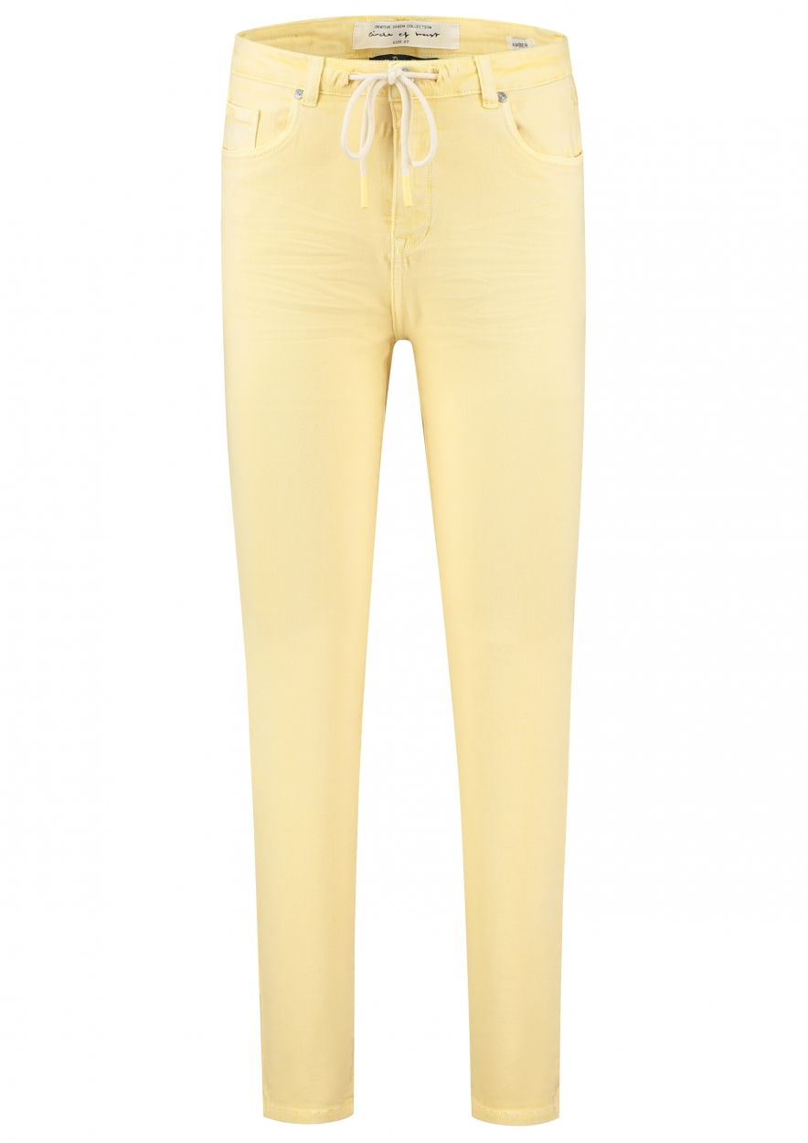 Circle Of Trust Amber Color Pale Banana