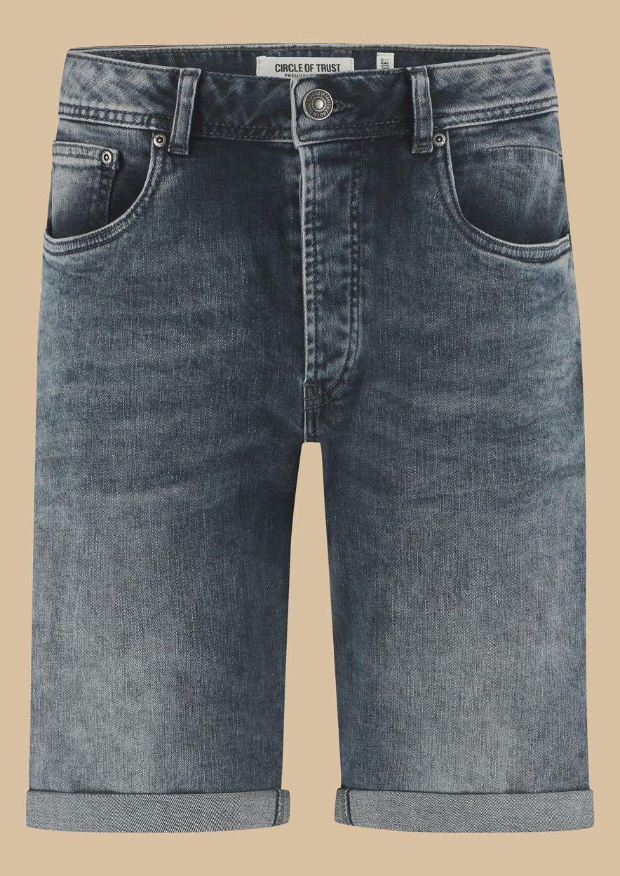 circle of trust Connor Short Black Moon