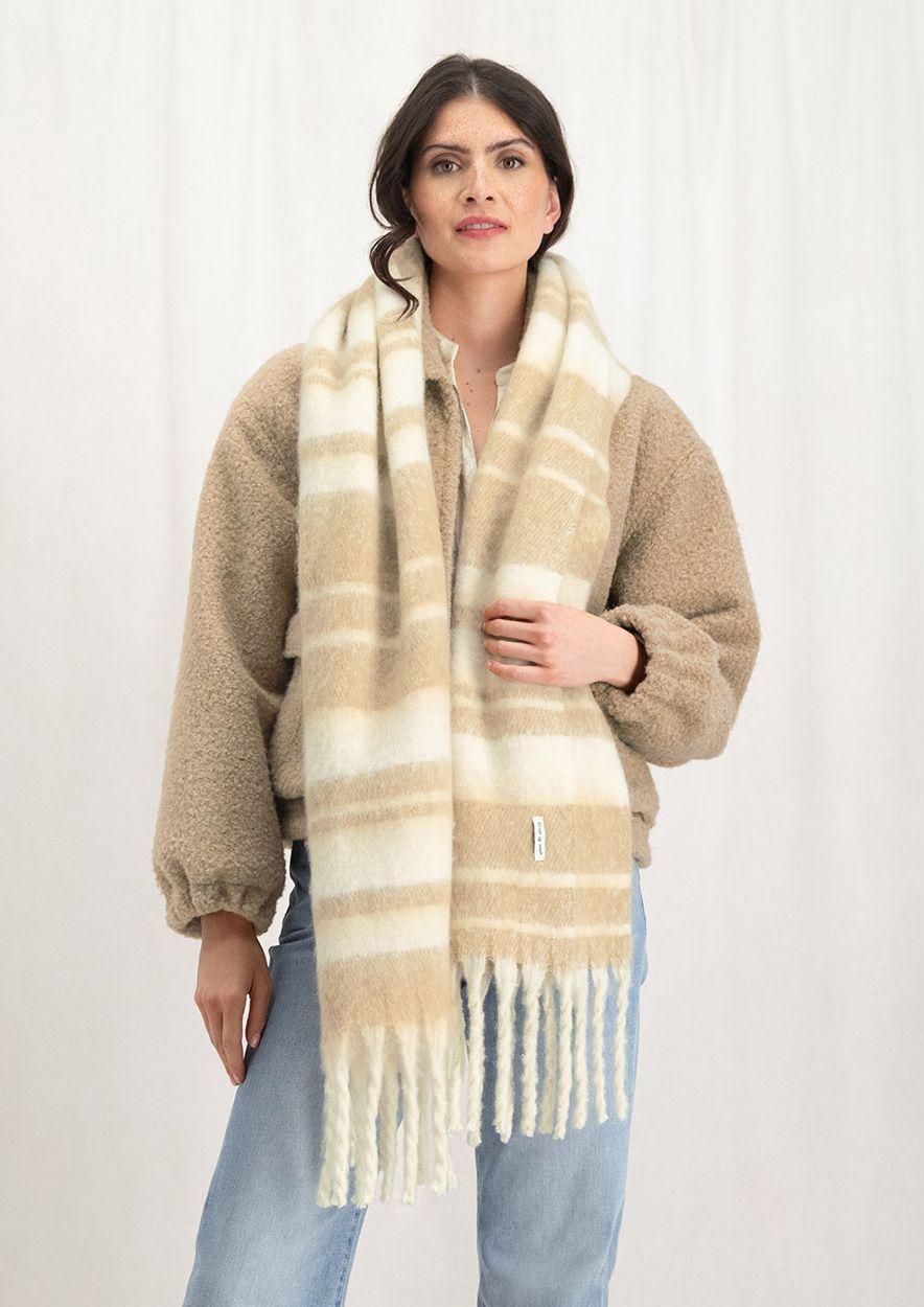 circle of trust Jasmin Scarf White Glow