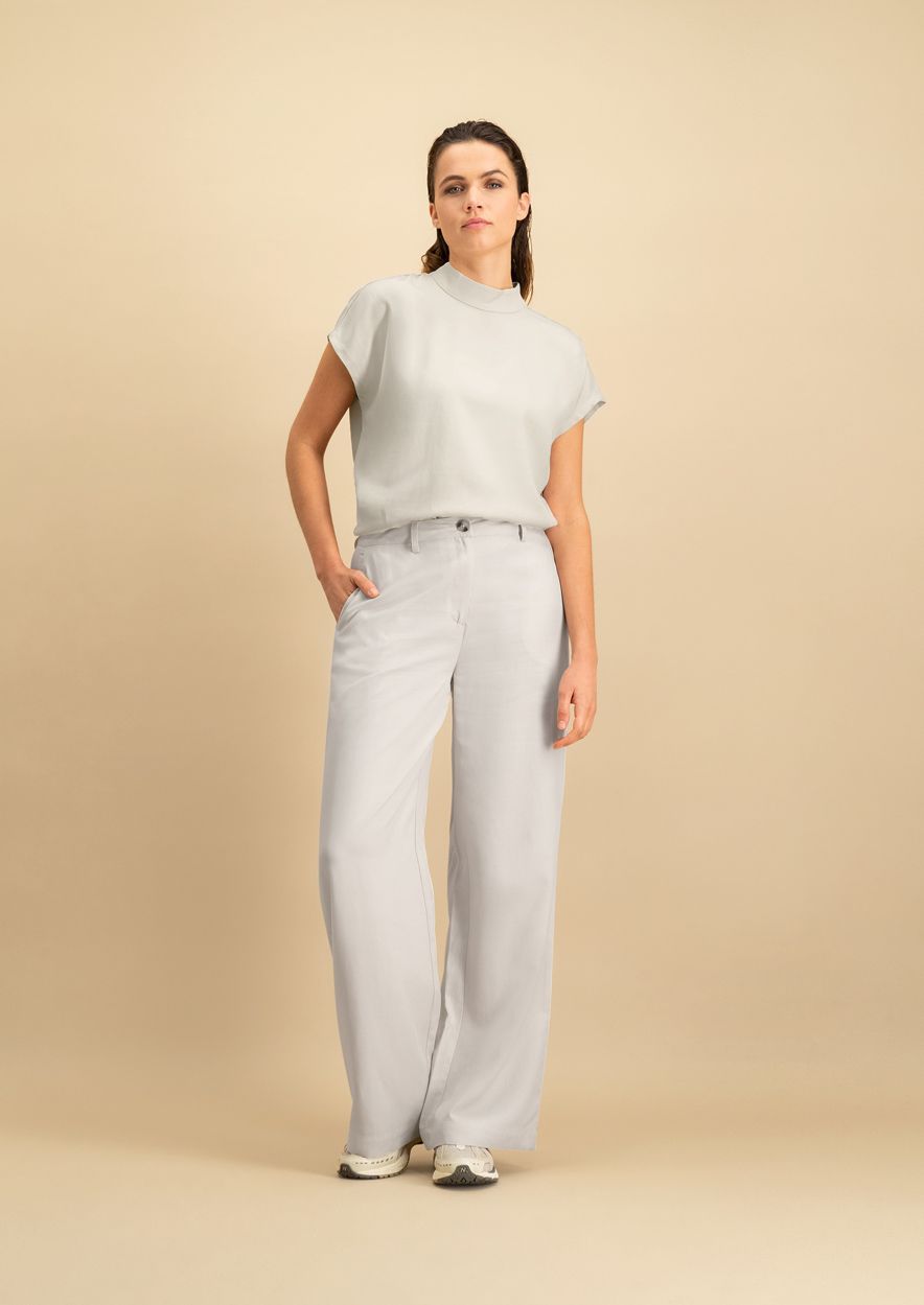 circle of trust Jovie Top Deep Linen