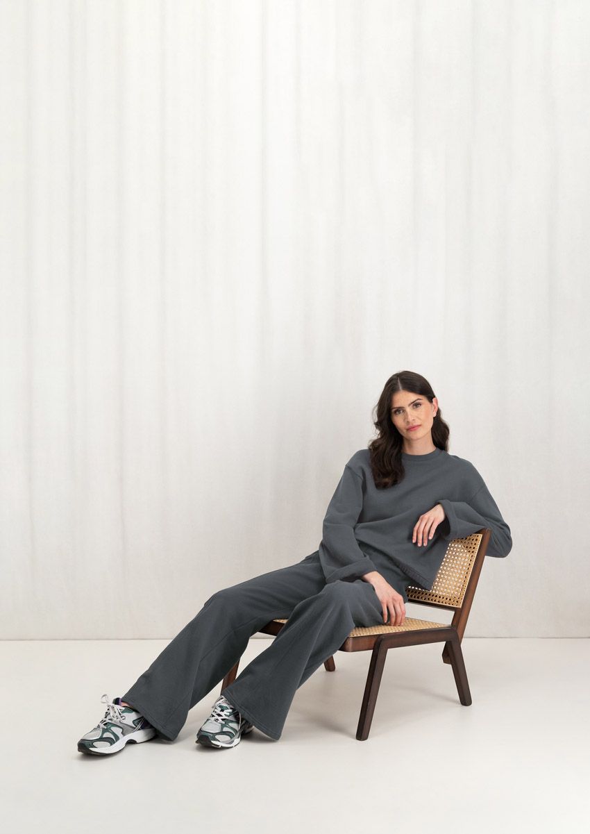 Circle Of Trust Lottie Sweat Steel