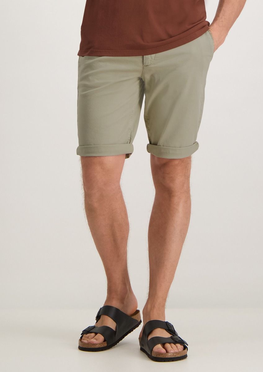 circle of trust Vince Chino Short Pebble