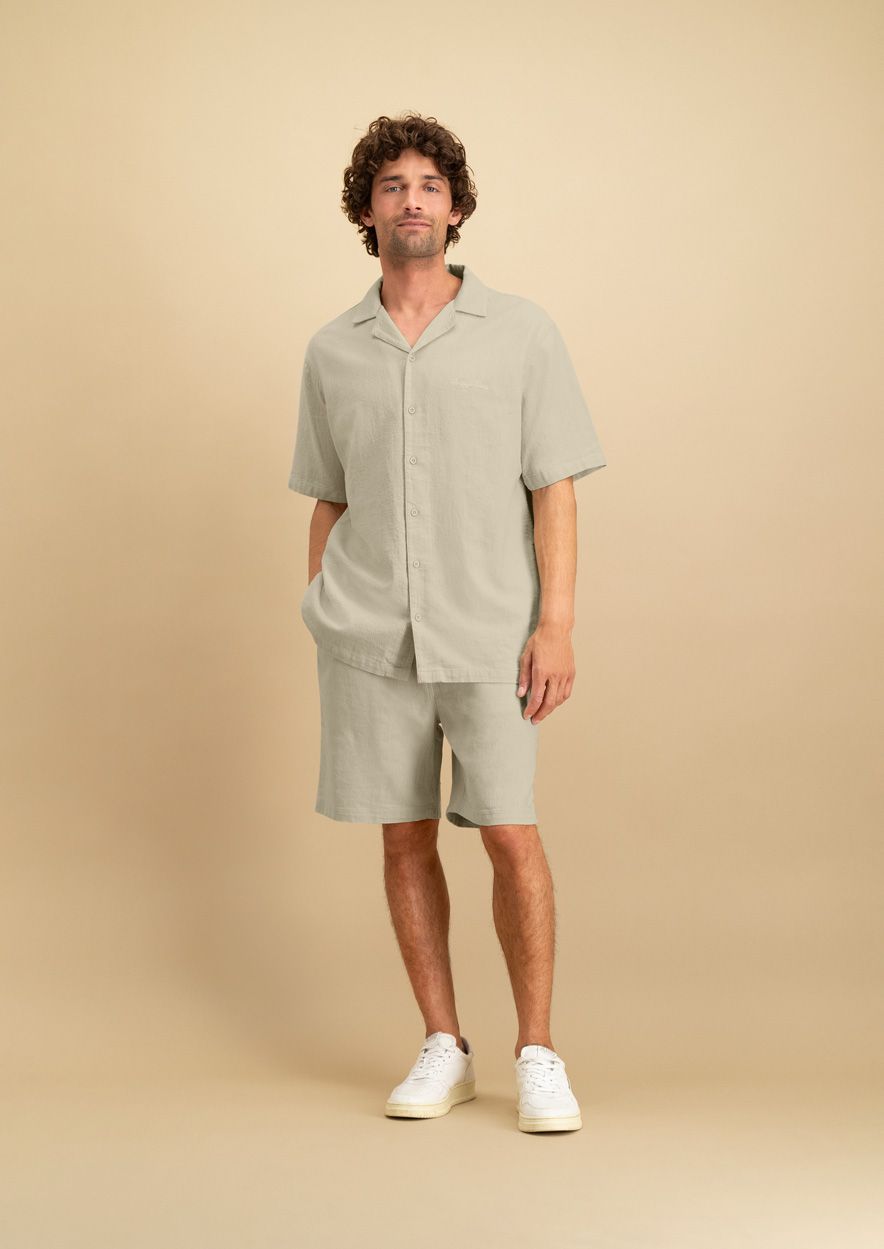 circle of trust Watson Short Coastal Beige