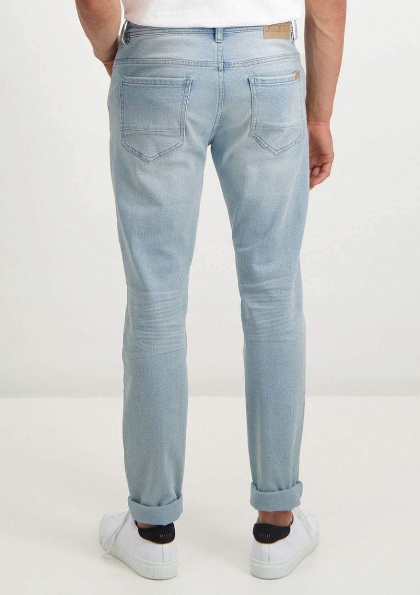 Circle Of Trust Jimmy Washed Out Blue - Loose Tapered Fit