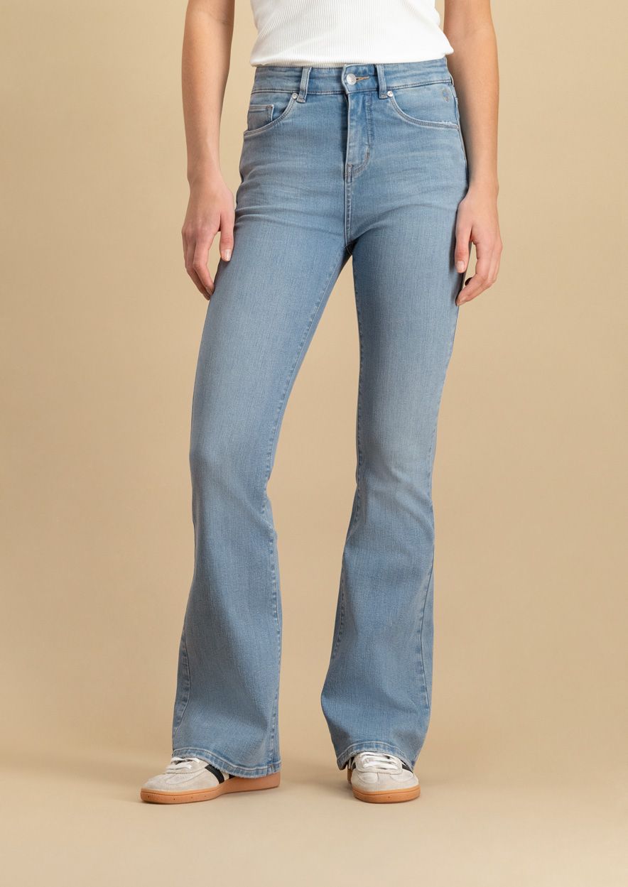 circle of trust Libby Hidden Glow - High Waist Flared