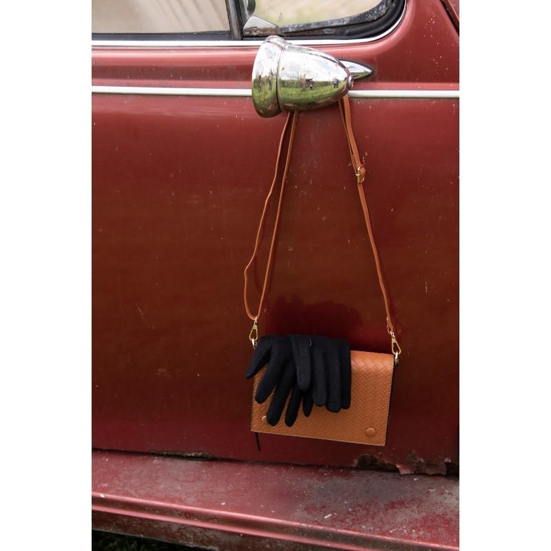 Clayre & Eef JZBG0257CH Schoudertas 20x14 Cm Bruin Polyurethaan Handtas