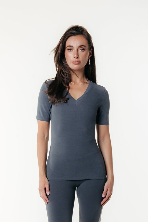 colourful rebel Uni Fitted V-neck T-shirt