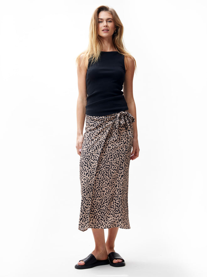 comfort studio by catwalk junkie Wrap skirt met leopard dessin