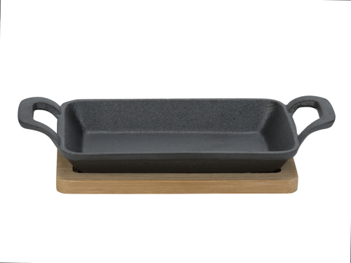 cosy & trendy GIETIJZER TAPASSCHAAL 22.5X10XH5CM RECHTHOEK - OP BAMBOE PLANK - KRAFT BOX