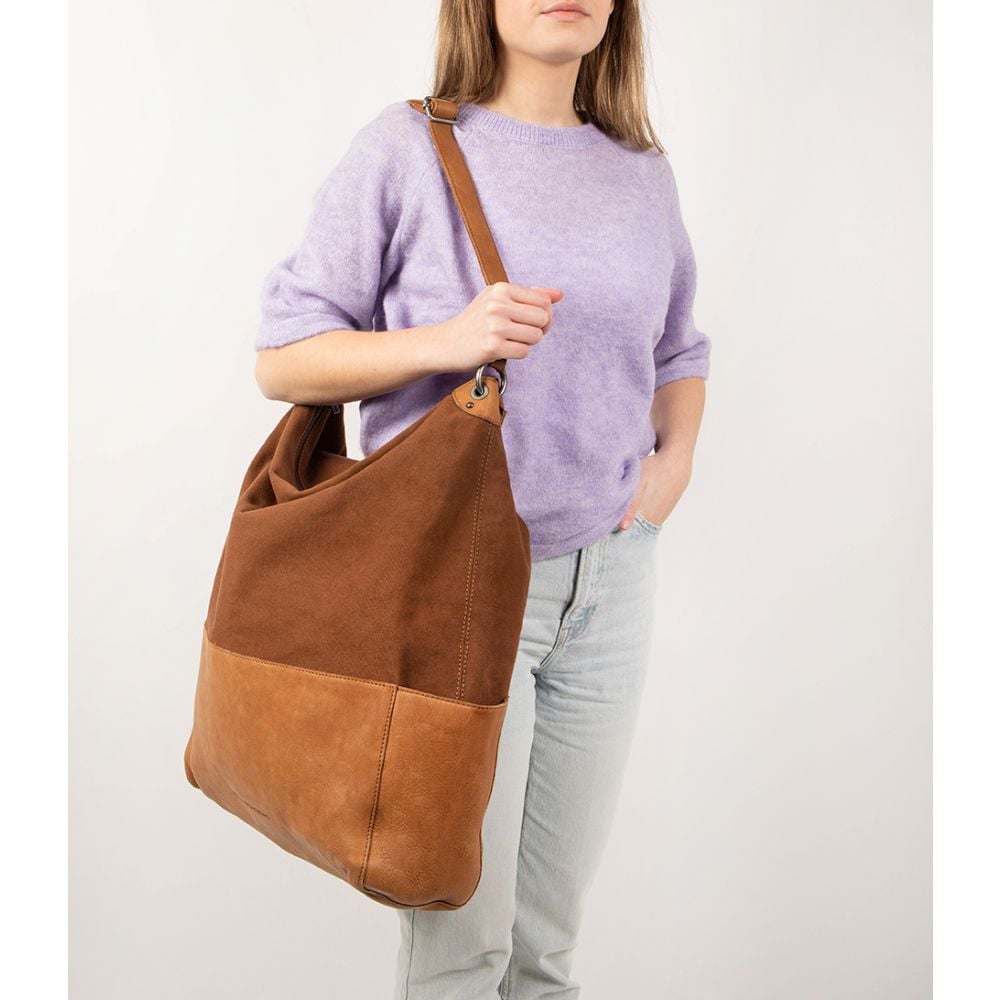 Cowboysbag Cowboysbag Bag Lissabon 15.6 Inch X Saskia Weerstand Camel