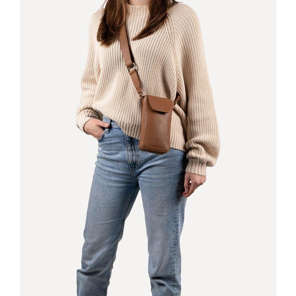 Cowboysbag Cowboysbag Phone Bag Belfast Fawn