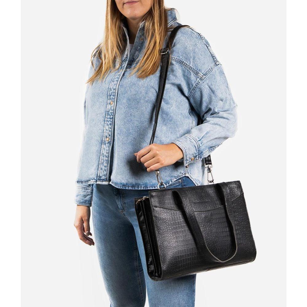 Cowboysbag Cowboysbag Laptop Bag Elston 13 Inch Croco Black