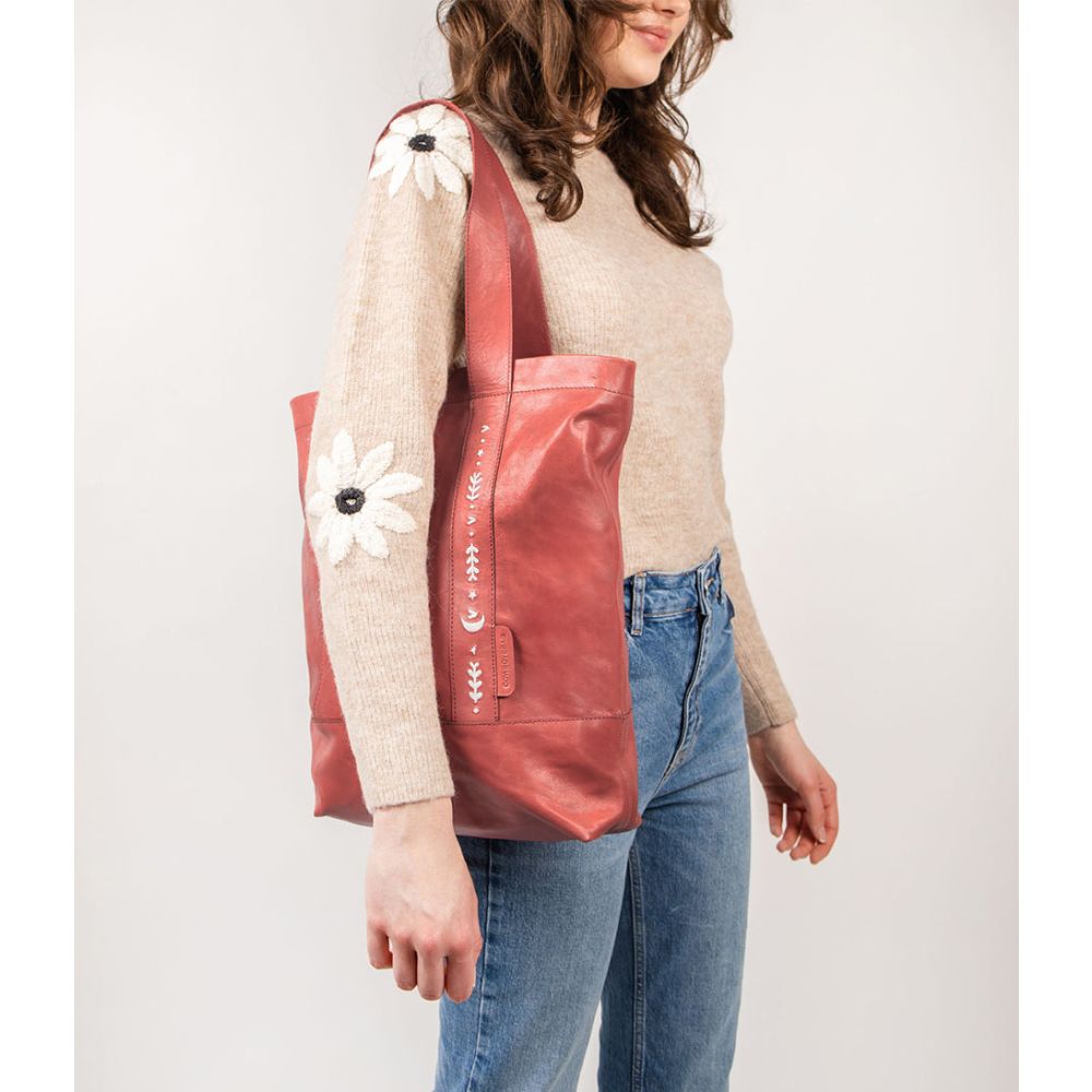 Cowboysbag Cowboysbag Shopper Gibbous 13 Inch X Dappermaentje Red