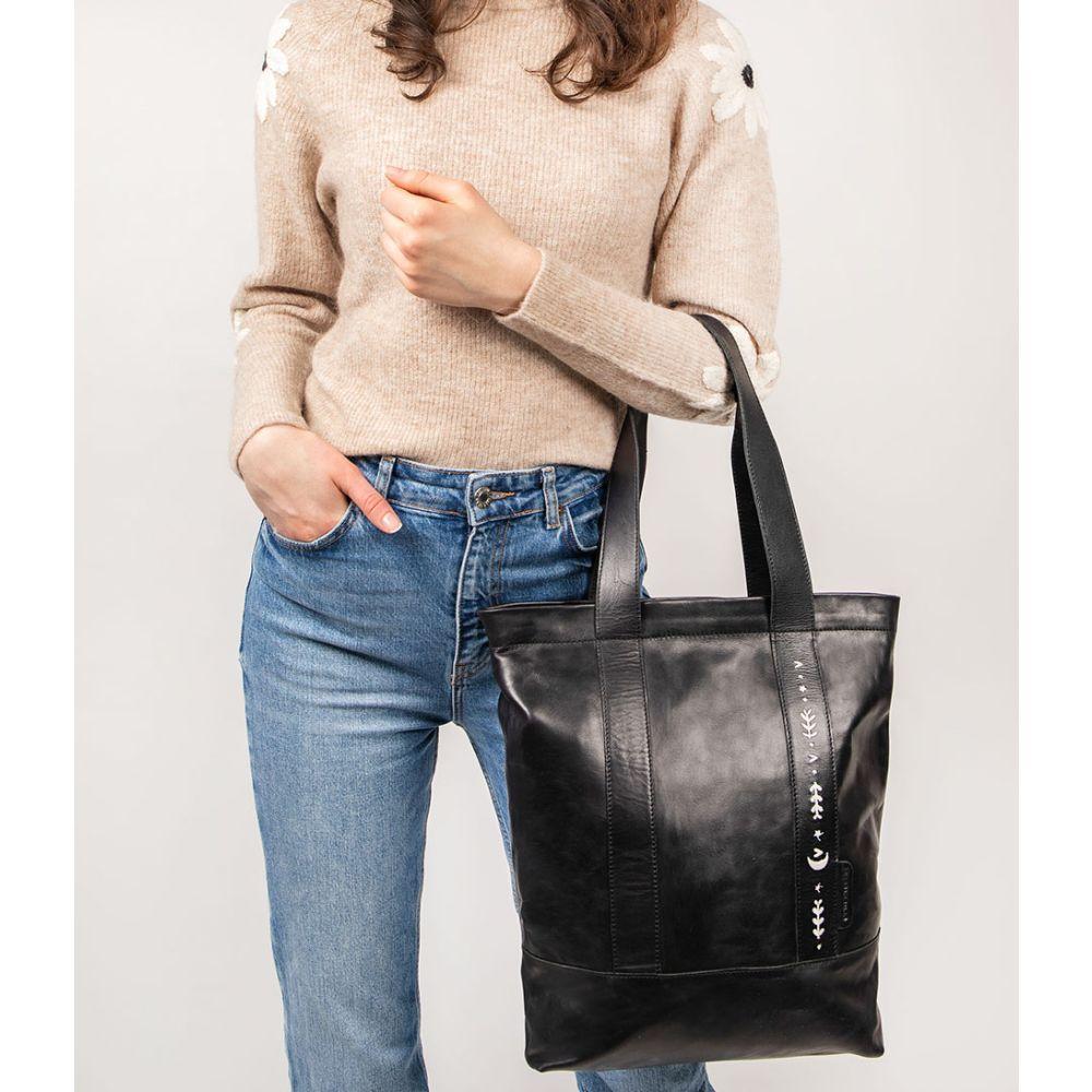 Cowboysbag Cowboysbag Shopper Gibbous 13 Inch X Dappermaentje Black