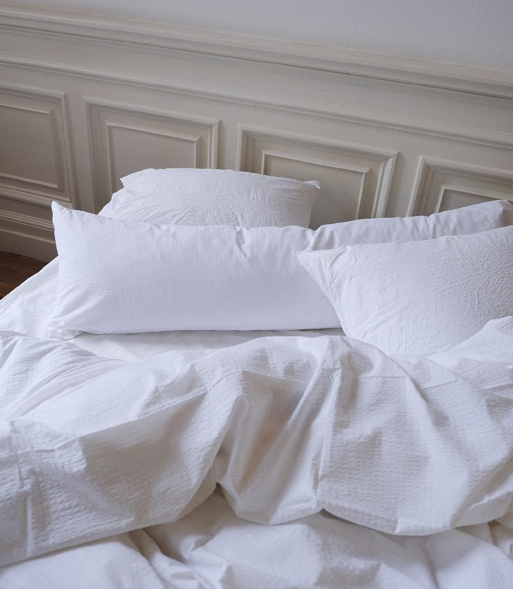 Crisp Sheets Body Pillow Hoes | Crisp White