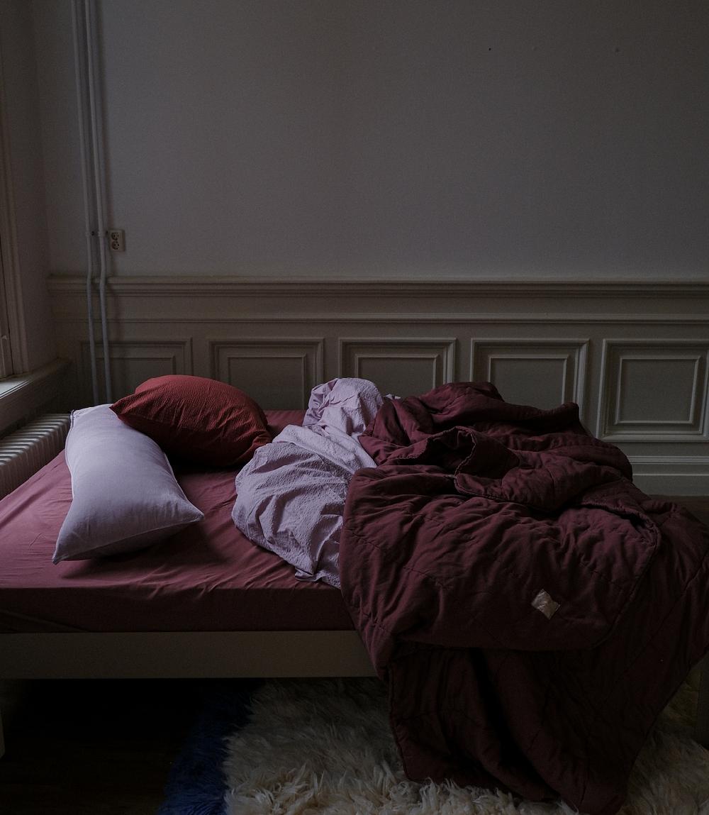 Crisp Sheets Lichte Quilt | Smoothy Malbec