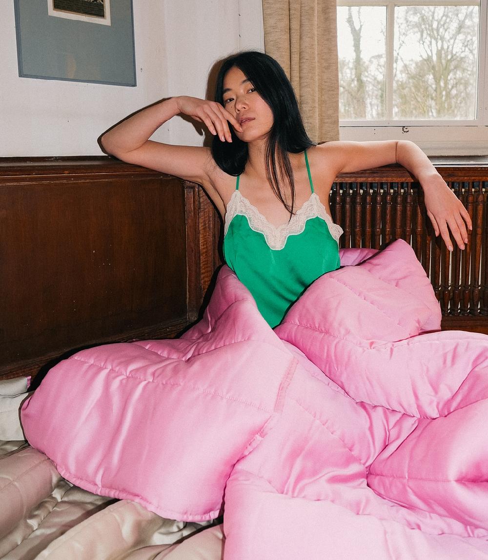 Crisp Sheets Quilt | Satijn Tencel™ Sunset Pink/Oat Milk