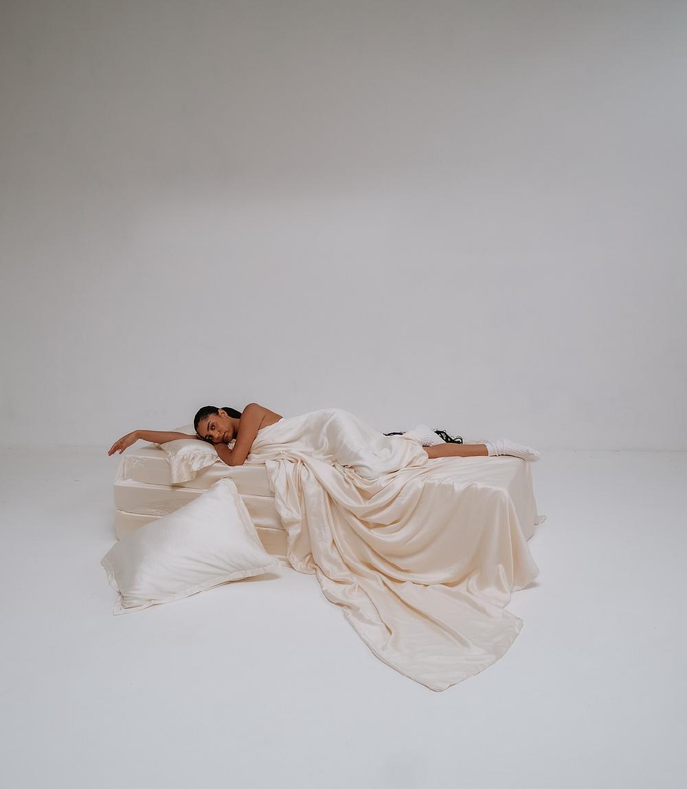 Crisp Sheets Sleeping Beauty Kussensloop | Sateen Tencel™ Milk