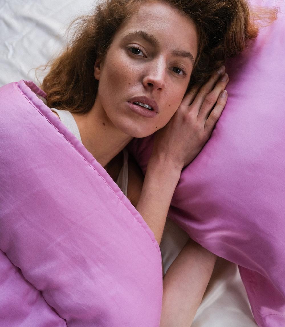 Crisp Sheets Sleeping Beauty Kussensloop | Sateen Tencel™ Sunset Pink