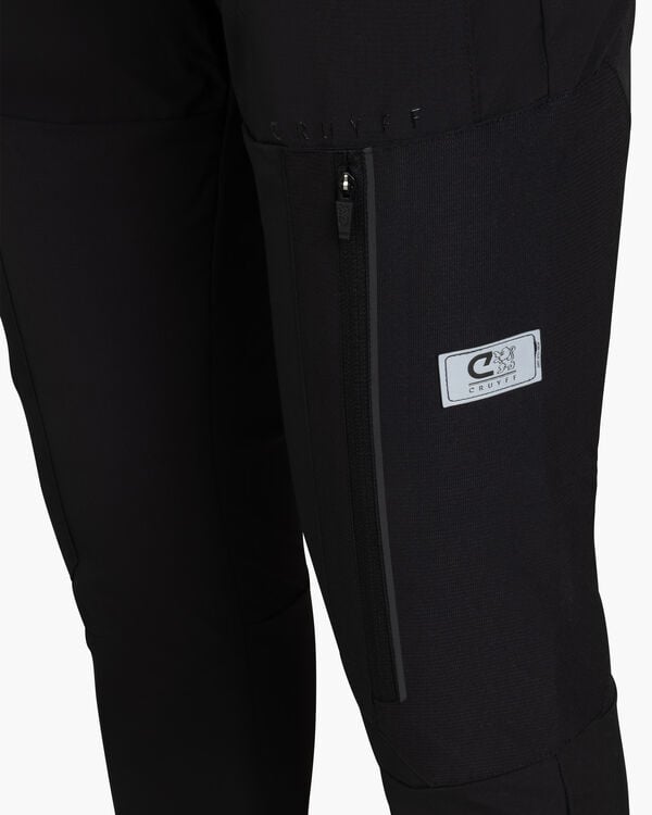 Cruyff Excel Cargo Trousers Code: CSA243013-998