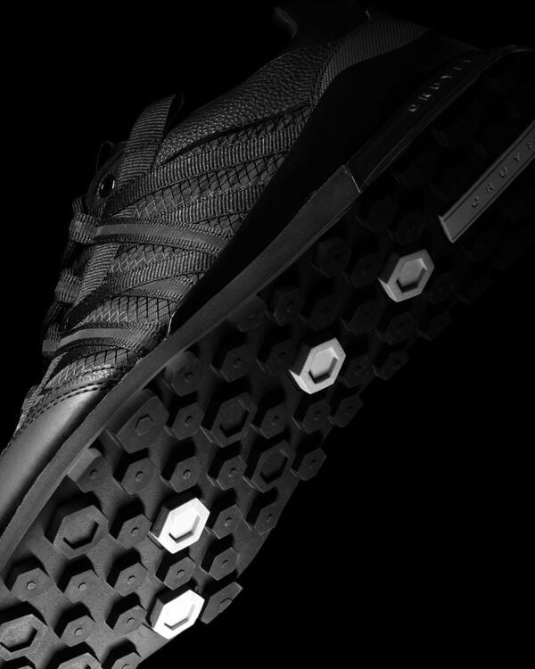 Cruyff Fearia Code: CC241083-998