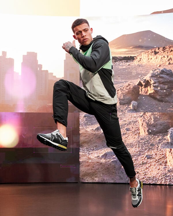 Cruyff Stratus Tracktop Code: CMA251007-900