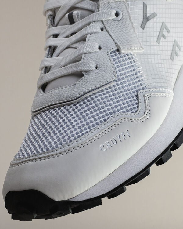 Cruyff Superbia Hex-Tech Code: CC251071-100