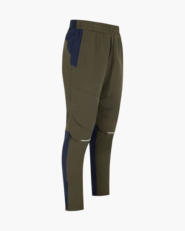 Cruyff Surveyor Trackpant Code: CMA243025-504