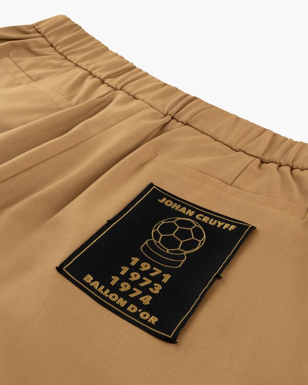 Cruyff Tailored Tech Shorts Code: JCA251002-103