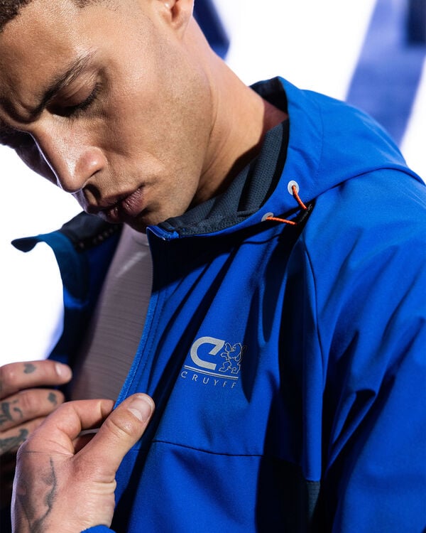 Cruyff Torrid Windbreaker Code: CSA251001-600