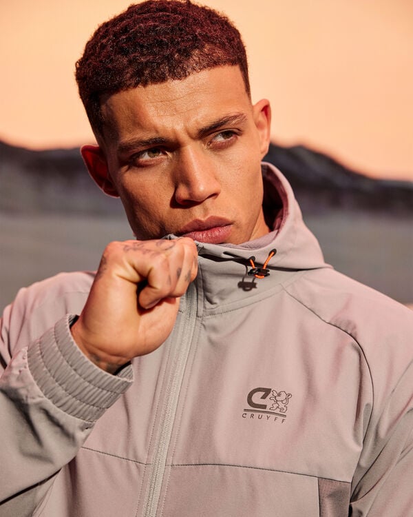 Cruyff Torrid Windbreaker Code: CSA251001-900