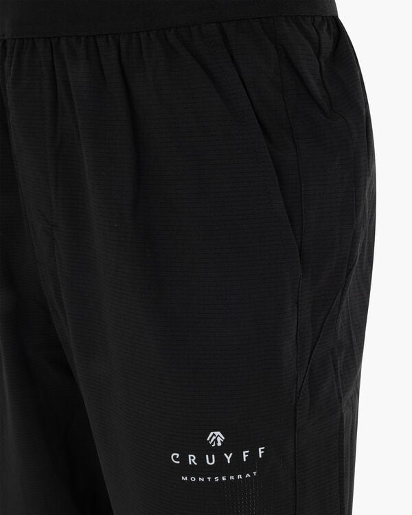 Cruyff Traverse Woven Pant Code: CMA243014-998