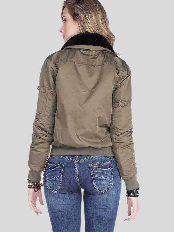 Daniel Hechter Watches CIPO & BAXX Tussenjas In Olijfgroen