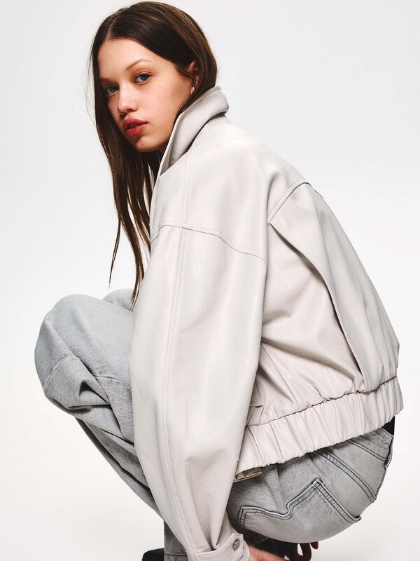 Daniel Hechter Watches Bershka Tussenjas In Ecru