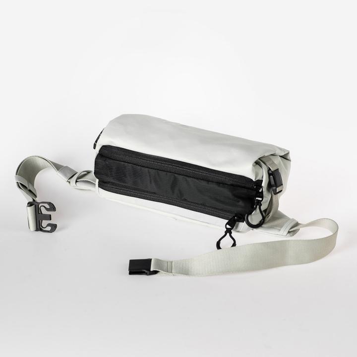 Daniel Ray Aunts & Uncles Ishikari RE Hipbag Cloud Nine