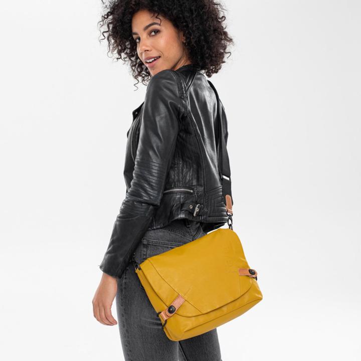 Daniel Ray Aunts & Uncles Japan Sendai Crossover Black