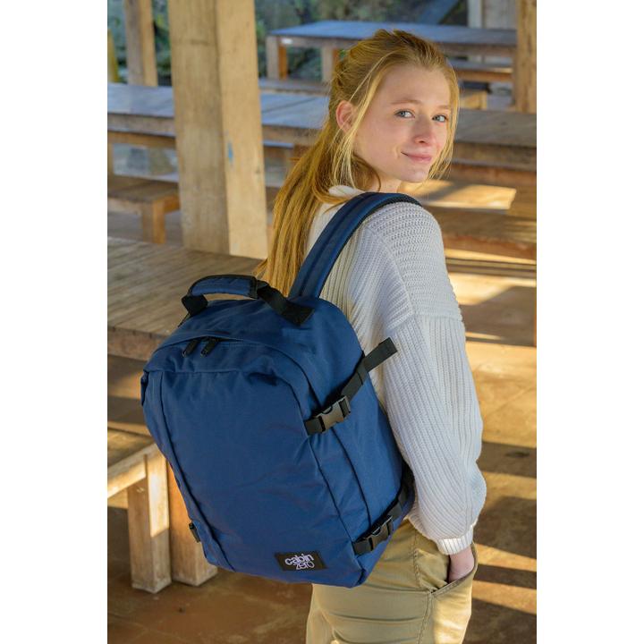 Daniel Ray CabinZero Classic 28L Ultra Light Cabin Bag Navy
