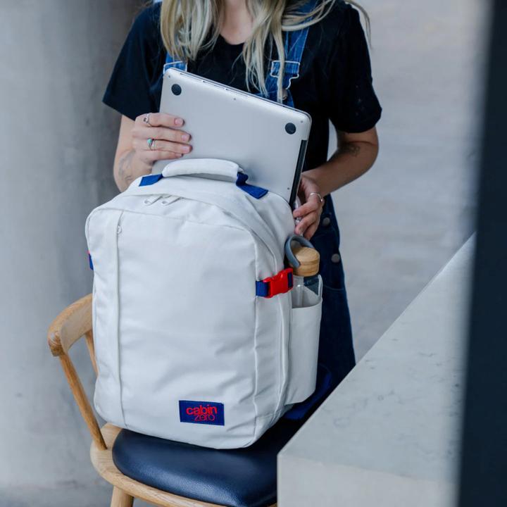 Daniel Ray CabinZero Classic 28L Ultra Light Cabin Bag Tech Cloud Nine